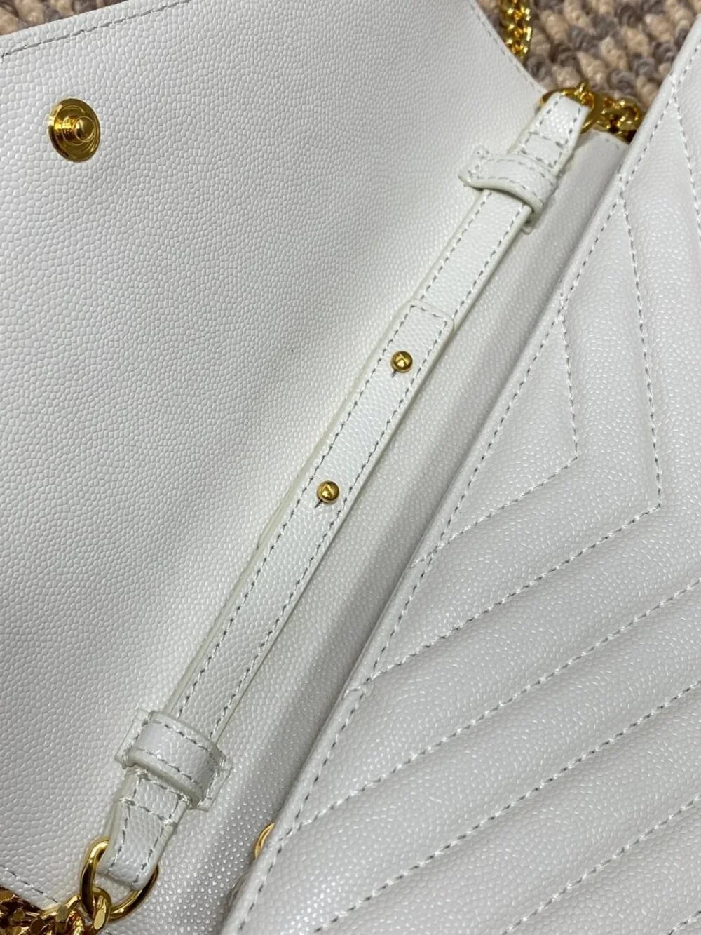 YSL Envelope White Grain De Poudre V‑Quilted Chain Crossbody Bag